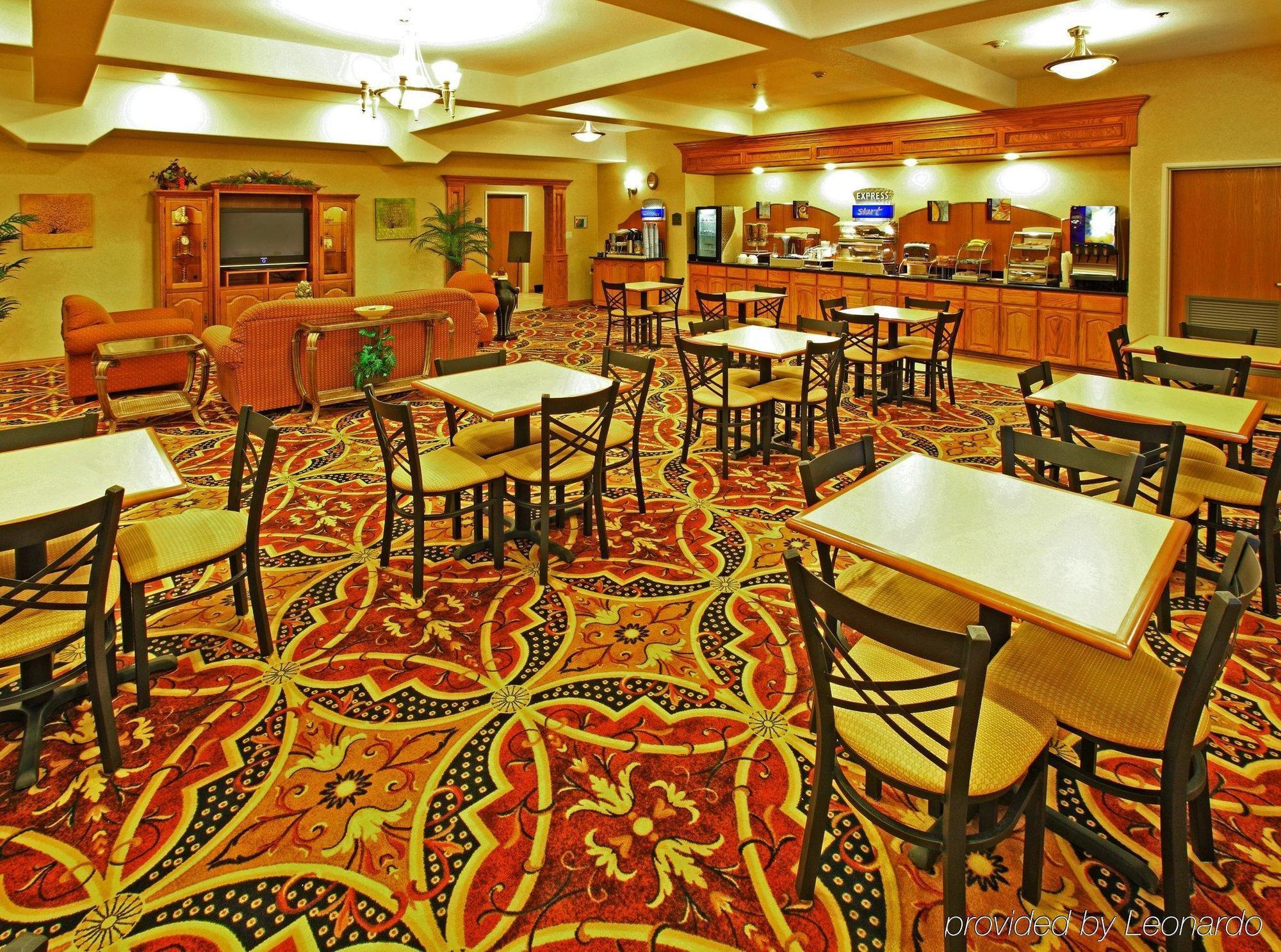 Holiday Inn Longview - North By Ihg Exterior photo