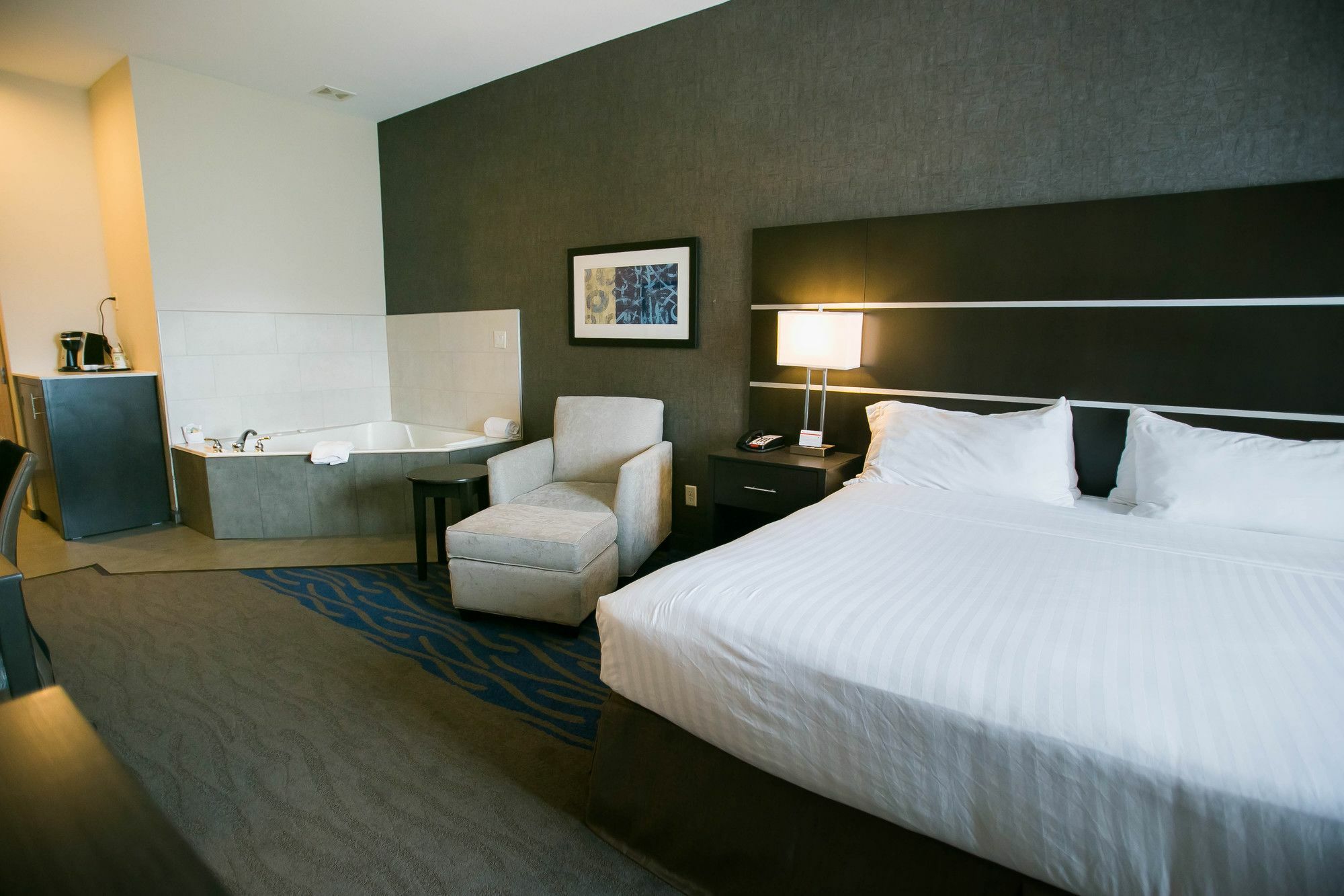 Holiday Inn Longview - North By Ihg Exterior photo